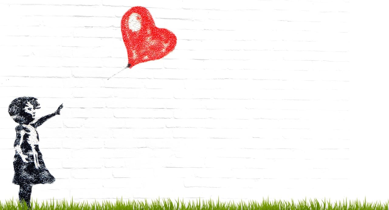 dessin d'petite fillle qui lache un balon en forme de coeur