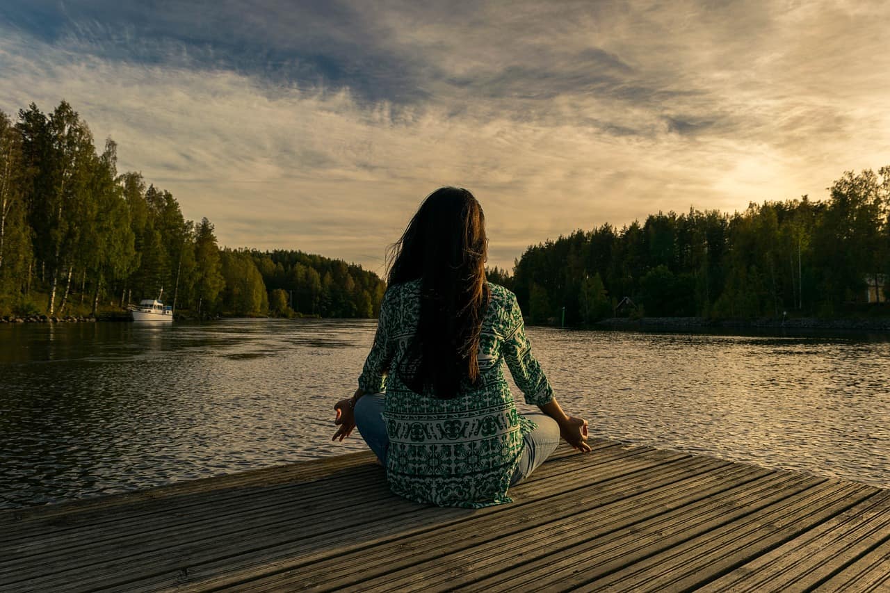 relaxation jeune femme santé mentale