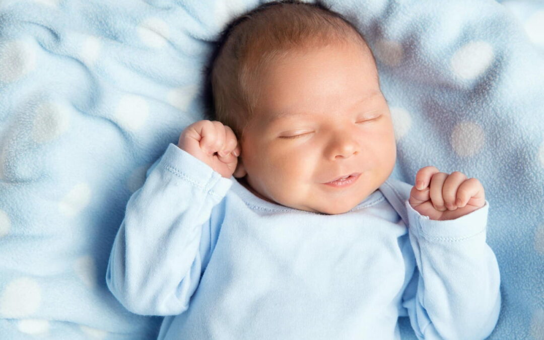 Les premières semaines avec bébé : conseils pour les nouveaux parents